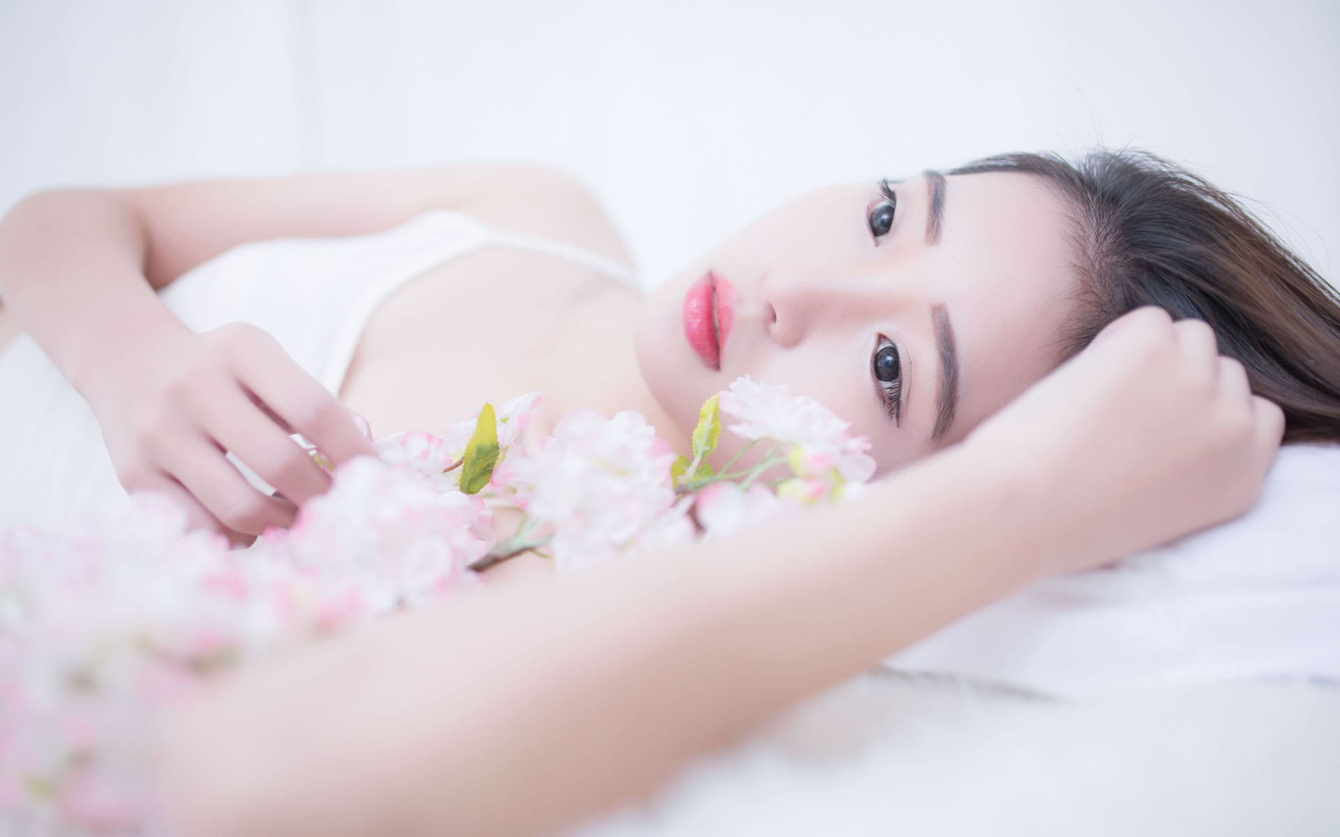 时隔32年重回大银幕 陈佩斯电影《戏台》首映礼举办